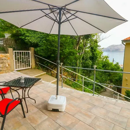 Apartment Ines