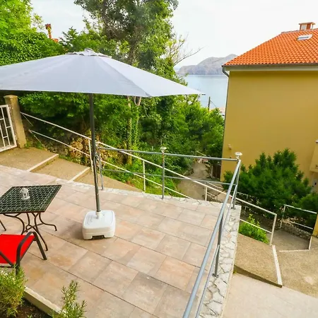 Ines Apartament Baška